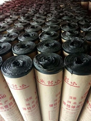 三盛防水材料3mm厚聚酯胎SBS卷材粘接力強立壁5米不掉。國標原生料耐老化使用壽命長全國最早防水企業圖片_高清圖_細節圖